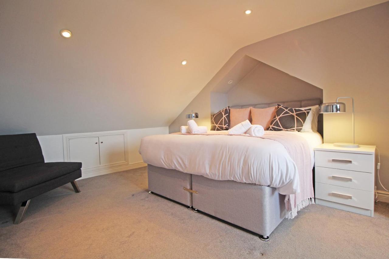 Queens Road - Luxury Spacious Home In Chester Christleton Exterior photo